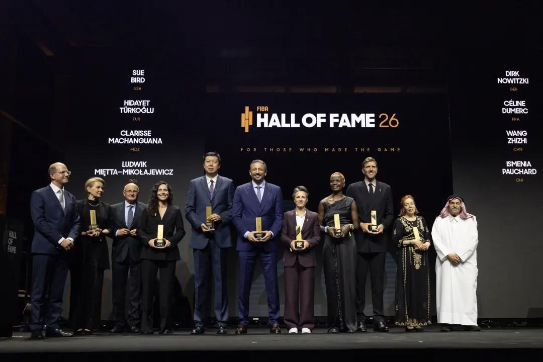 乐鱼体育官方网站-第五位入选FIBA名人堂的中国球员，中国篮协发贺信致敬王治郅